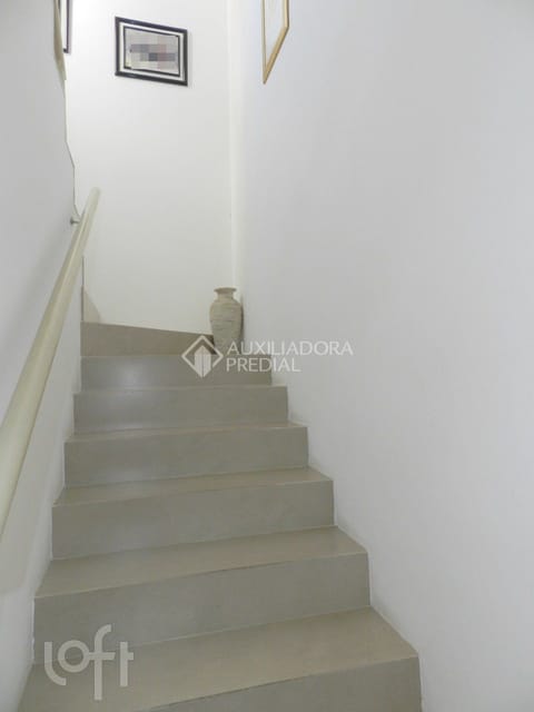 Image 7 - 255107